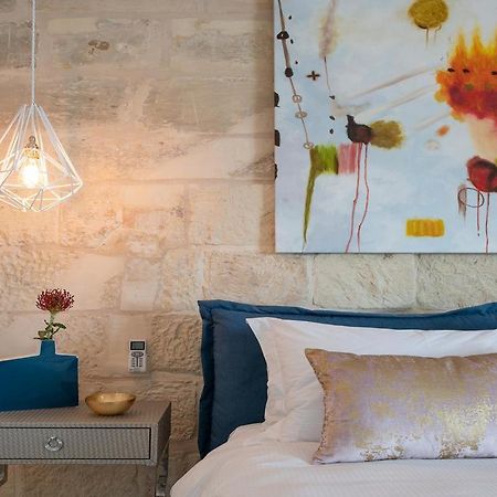Julesy'S Bnb Hotel Cospicua Exterior photo