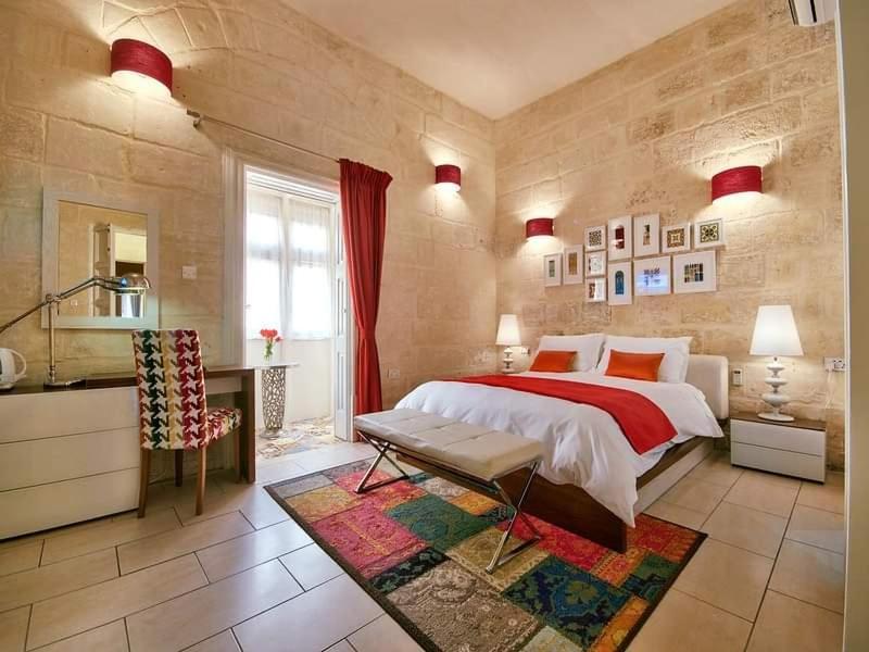 Julesy'S Bnb Hotel Cospicua Exterior photo