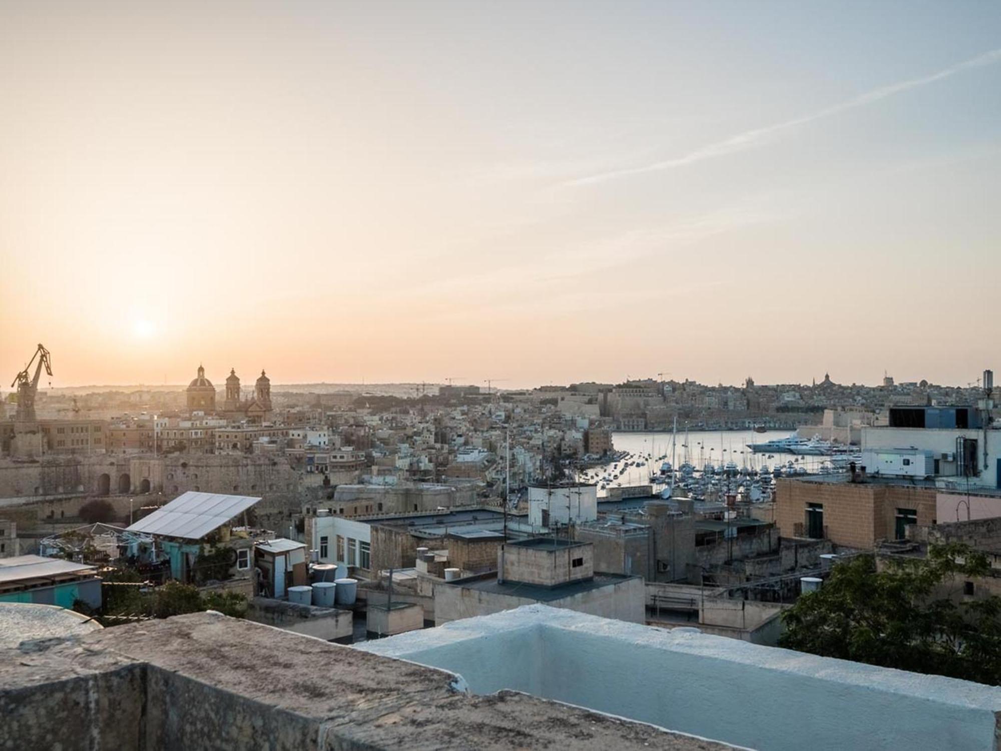 Julesy'S Bnb Hotel Cospicua Exterior photo